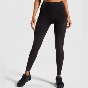 Gymshark Black Leggings (Geo Seamless leggings)